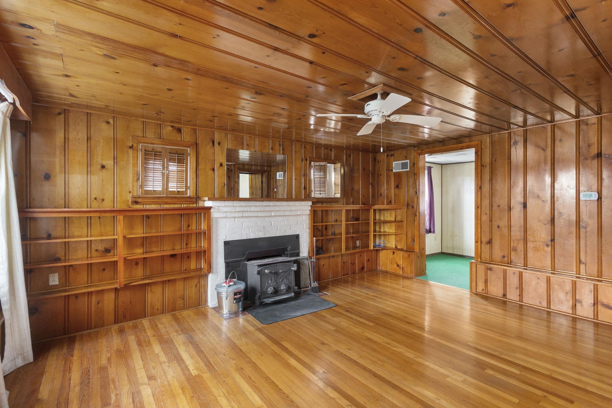 157 BUFFALO GAP HWY, CHURCHVILLE, Virginia 24421, 3 Bedrooms Bedrooms, ,1 BathroomBathrooms,Residential,157 BUFFALO GAP HWY,672222 MLS # 672222