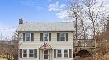 157 BUFFALO GAP HWY, CHURCHVILLE, Virginia 24421, 3 Bedrooms Bedrooms, ,1 BathroomBathrooms,Residential,157 BUFFALO GAP HWY,672222 MLS # 672222