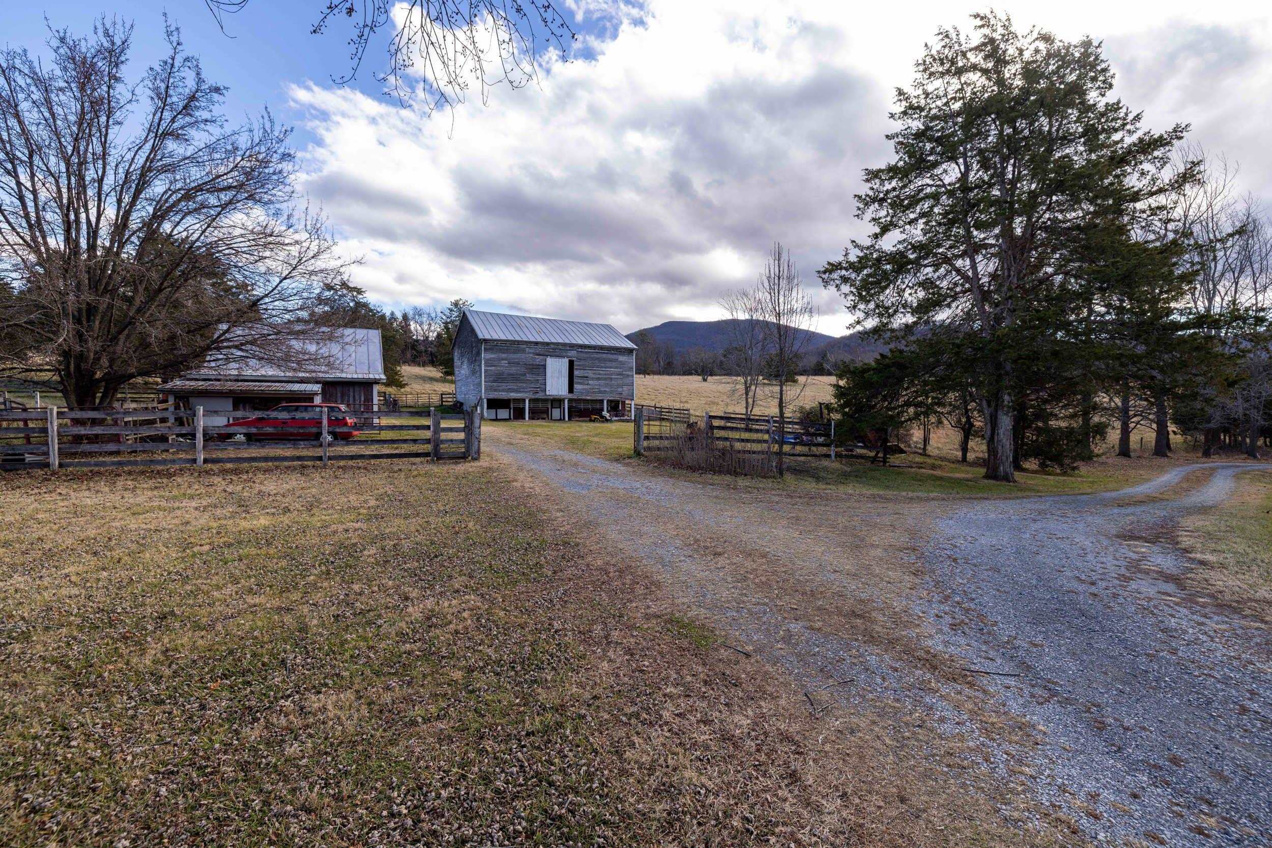 1159 PINE GROVE RD, STANLEY, Virginia 22851, 3 Bedrooms Bedrooms, ,1 BathroomBathrooms,Residential,1159 PINE GROVE RD,672228 MLS # 672228