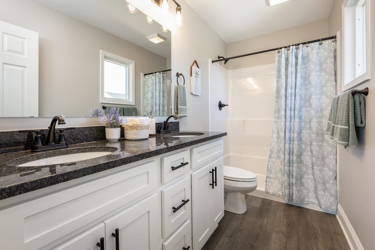 618 ZEPHYR DR, ROCKINGHAM, Virginia 22801, 3 Bedrooms Bedrooms, ,2 BathroomsBathrooms,Residential,618 ZEPHYR DR,672229 MLS # 672229