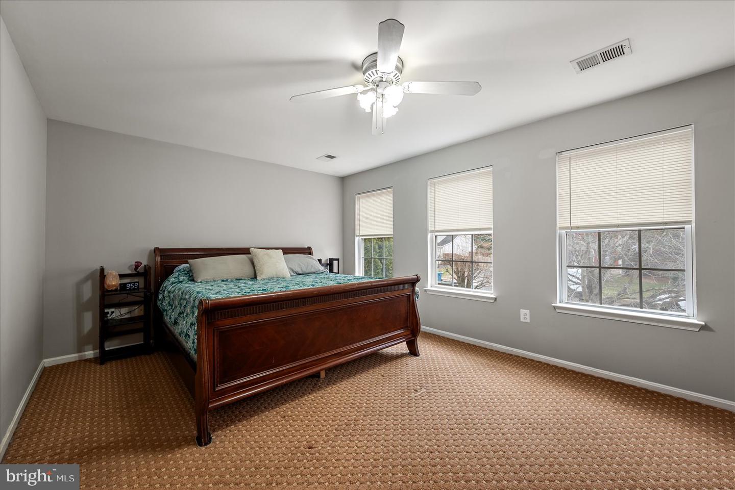 6170 OAKLAWN LN, WOODBRIDGE, Virginia 22193, 5 Bedrooms Bedrooms, ,2 BathroomsBathrooms,Residential,For sale,6170 OAKLAWN LN,VAPW2108184 MLS # VAPW2108184 6170 OAKLAWN LN, WOODBRIDGE, Virginia 22193, 5 Bedrooms Bedrooms, ,2 BathroomsBathrooms,Residential,For sale,6170 OAKLAWN LN,VAPW2108184 MLS # VAPW2108184