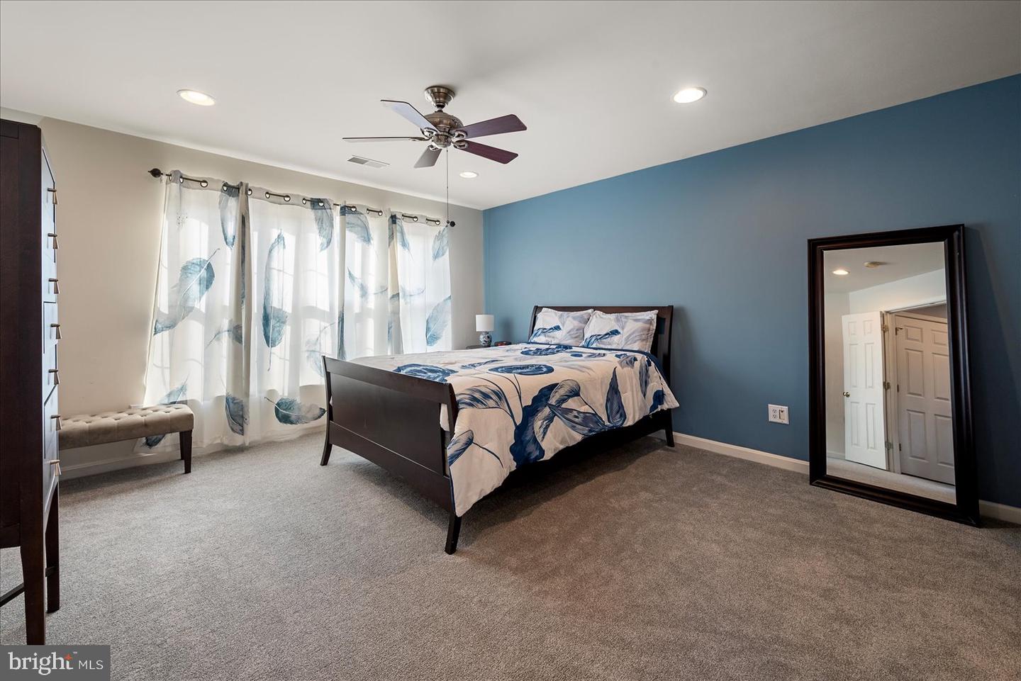 25542 DONEGAL DR, CHANTILLY, Virginia 20152, 3 Bedrooms Bedrooms, ,2 BathroomsBathrooms,Residential,For sale,25542 DONEGAL DR,VALO2111796 MLS # VALO2111796