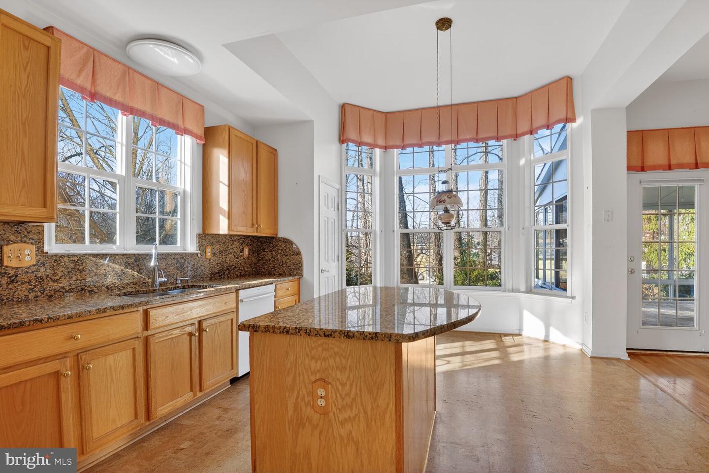 4734 FEATURE OAK WAY, FAIRFAX, Virginia 22032, 5 Bedrooms Bedrooms, ,5 BathroomsBathrooms,Residential,For sale,4734 FEATURE OAK WAY,VAFX2280858 MLS # VAFX2280858