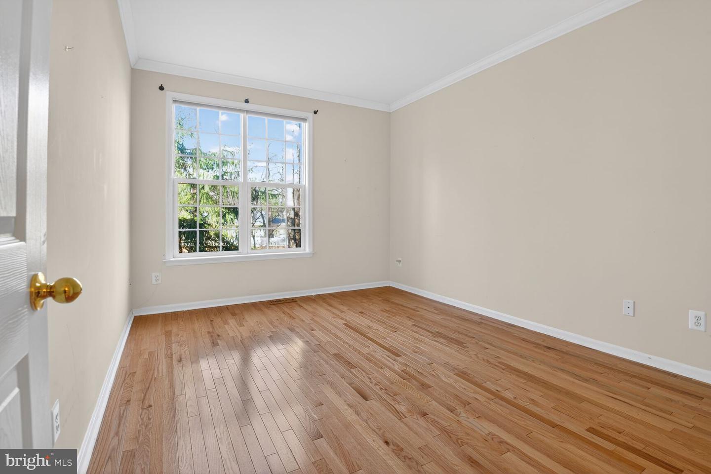 4734 FEATURE OAK WAY, FAIRFAX, Virginia 22032, 5 Bedrooms Bedrooms, ,5 BathroomsBathrooms,Residential,For sale,4734 FEATURE OAK WAY,VAFX2280858 MLS # VAFX2280858