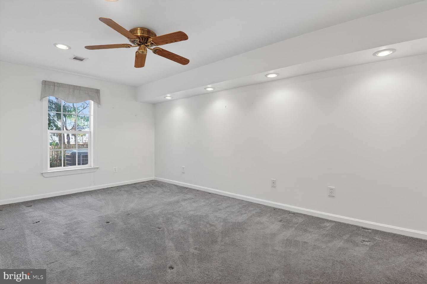 4734 FEATURE OAK WAY, FAIRFAX, Virginia 22032, 5 Bedrooms Bedrooms, ,5 BathroomsBathrooms,Residential,For sale,4734 FEATURE OAK WAY,VAFX2280858 MLS # VAFX2280858