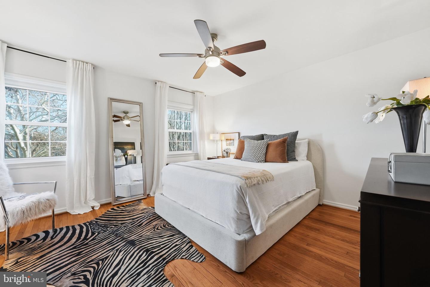 1130 COLONIAL AVE, ALEXANDRIA, Virginia 22314, 2 Bedrooms Bedrooms, ,2 BathroomsBathrooms,Residential,For sale,1130 COLONIAL AVE,VAAX2052162 MLS # VAAX2052162 1130 COLONIAL AVE, ALEXANDRIA, Virginia 22314, 2 Bedrooms Bedrooms, ,2 BathroomsBathrooms,Residential,For sale,1130 COLONIAL AVE,VAAX2052162 MLS # VAAX2052162