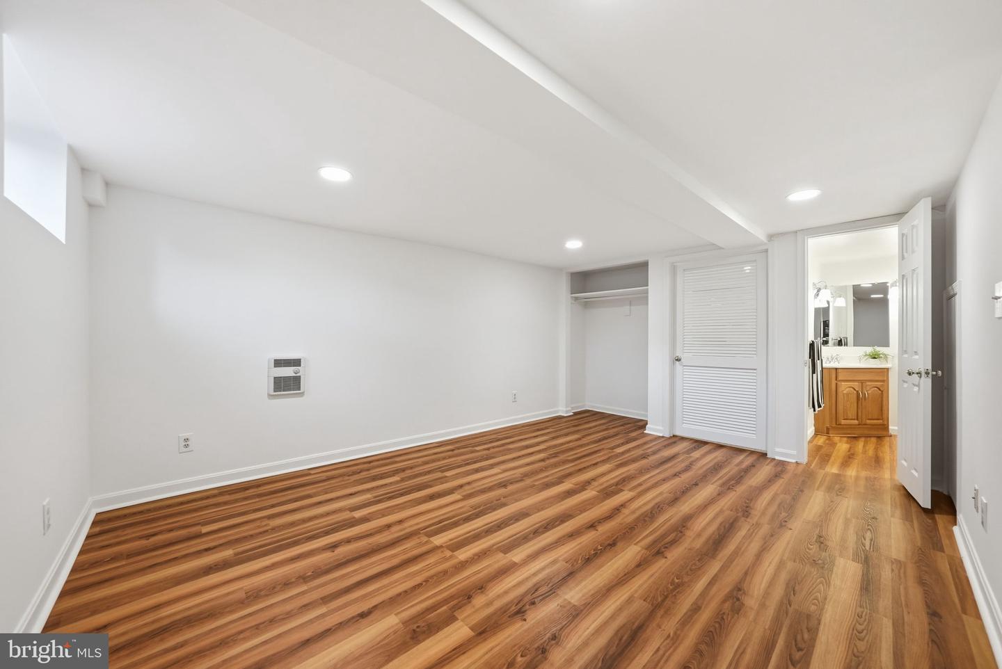 1130 COLONIAL AVE, ALEXANDRIA, Virginia 22314, 2 Bedrooms Bedrooms, ,2 BathroomsBathrooms,Residential,For sale,1130 COLONIAL AVE,VAAX2052162 MLS # VAAX2052162 1130 COLONIAL AVE, ALEXANDRIA, Virginia 22314, 2 Bedrooms Bedrooms, ,2 BathroomsBathrooms,Residential,For sale,1130 COLONIAL AVE,VAAX2052162 MLS # VAAX2052162