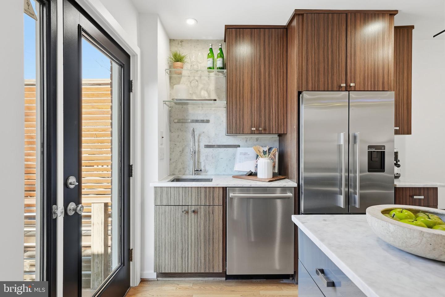 1130 COLONIAL AVE, ALEXANDRIA, Virginia 22314, 2 Bedrooms Bedrooms, ,2 BathroomsBathrooms,Residential,For sale,1130 COLONIAL AVE,VAAX2052162 MLS # VAAX2052162 1130 COLONIAL AVE, ALEXANDRIA, Virginia 22314, 2 Bedrooms Bedrooms, ,2 BathroomsBathrooms,Residential,For sale,1130 COLONIAL AVE,VAAX2052162 MLS # VAAX2052162