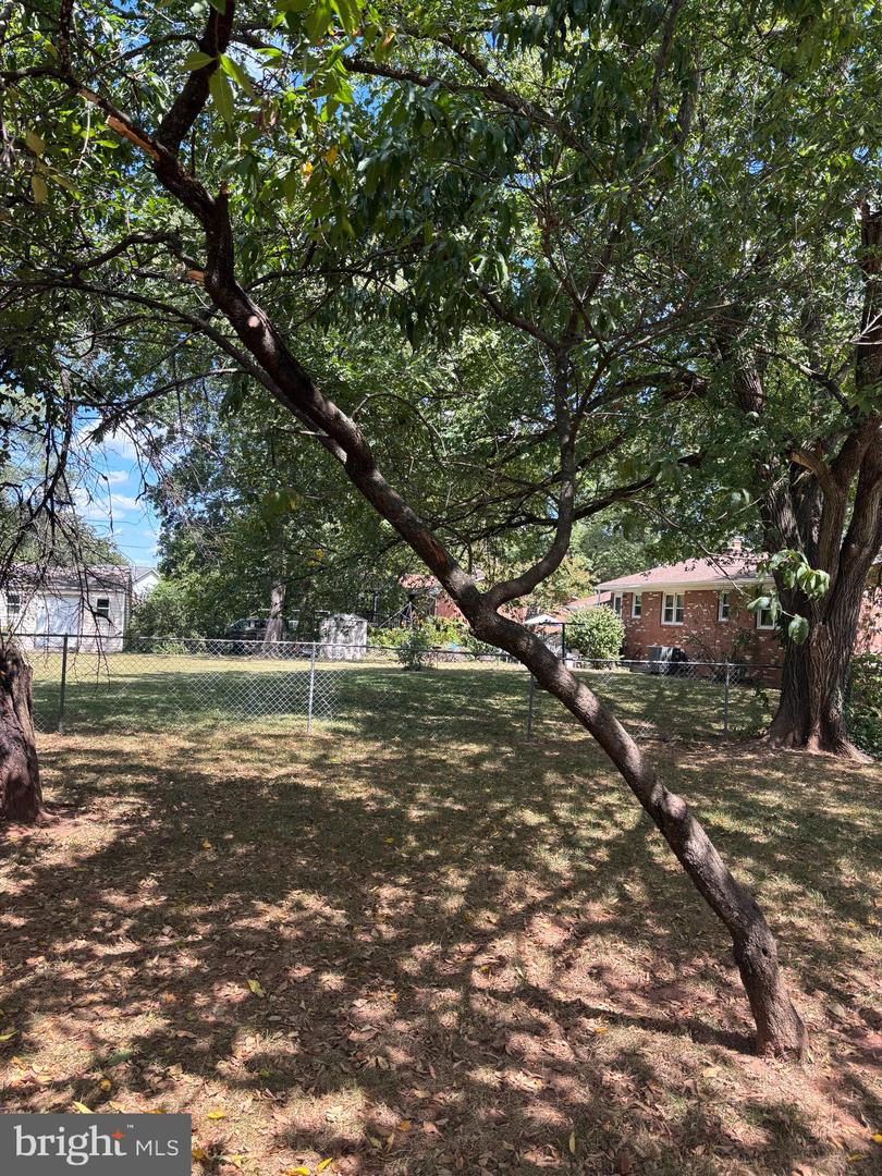 8310 ROLLING RD, MANASSAS, Virginia 20110, 6 Bedrooms Bedrooms, ,3 BathroomsBathrooms,Residential,For sale,8310 ROLLING RD,VAPW2108710 MLS # VAPW2108710