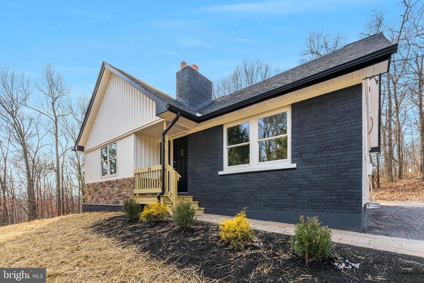 351 RIDGEVIEW RD, GORE, Virginia 22637, 3 Bedrooms Bedrooms, ,2 BathroomsBathrooms,Residential,For sale,351 RIDGEVIEW RD,VAFV2038384 MLS # VAFV2038384