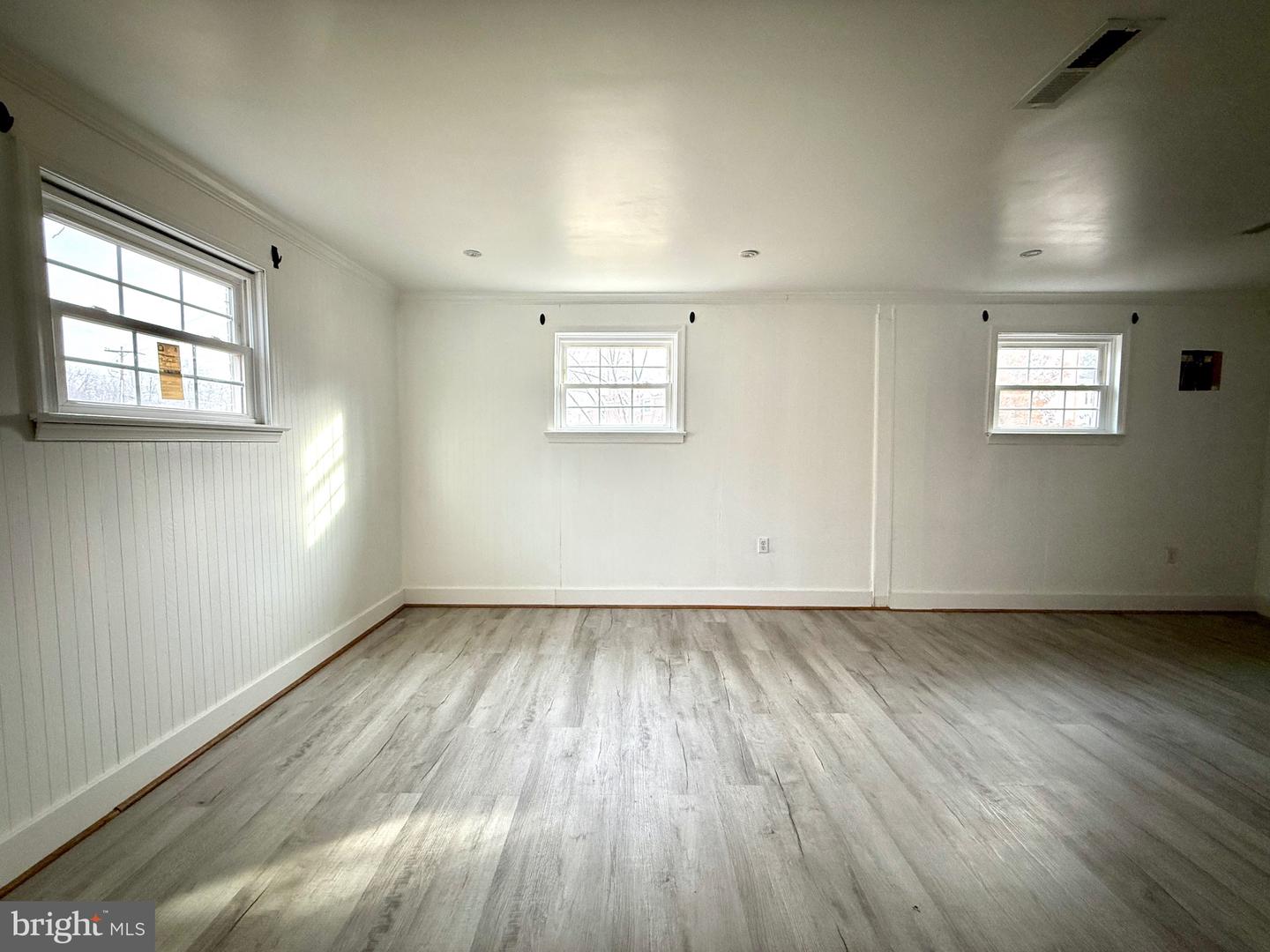 14204 SAINT CLAIR DR, GAINESVILLE, Virginia 20155, 5 Bedrooms Bedrooms, ,3 BathroomsBathrooms,Residential,For sale,14204 SAINT CLAIR DR,VAPW2109058 MLS # VAPW2109058