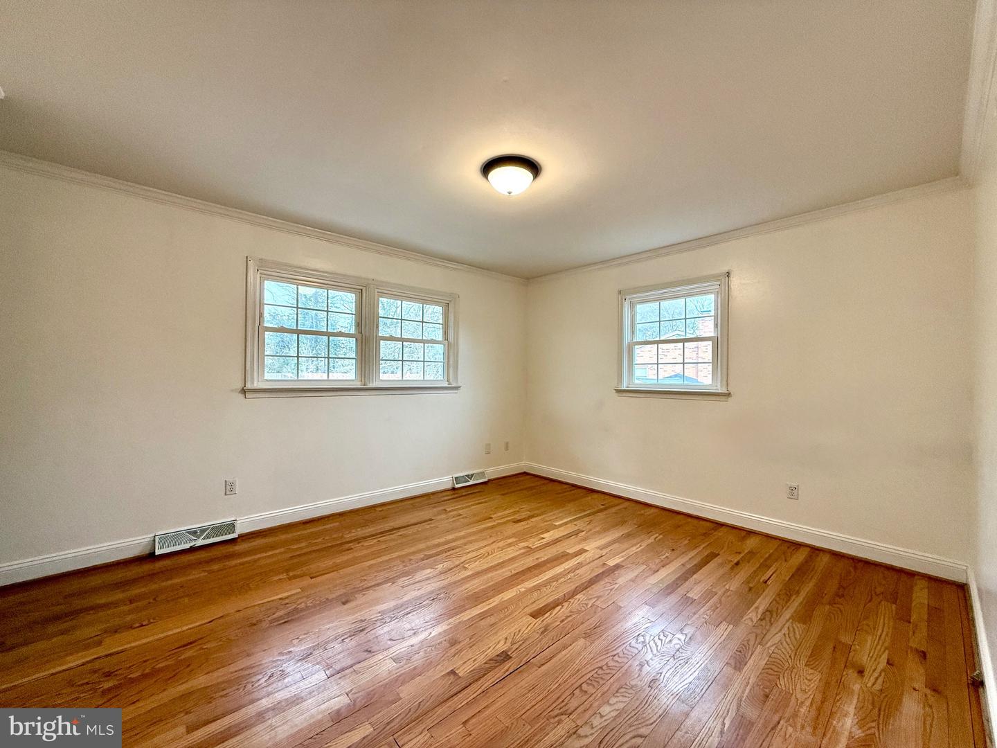 14204 SAINT CLAIR DR, GAINESVILLE, Virginia 20155, 5 Bedrooms Bedrooms, ,3 BathroomsBathrooms,Residential,For sale,14204 SAINT CLAIR DR,VAPW2109058 MLS # VAPW2109058