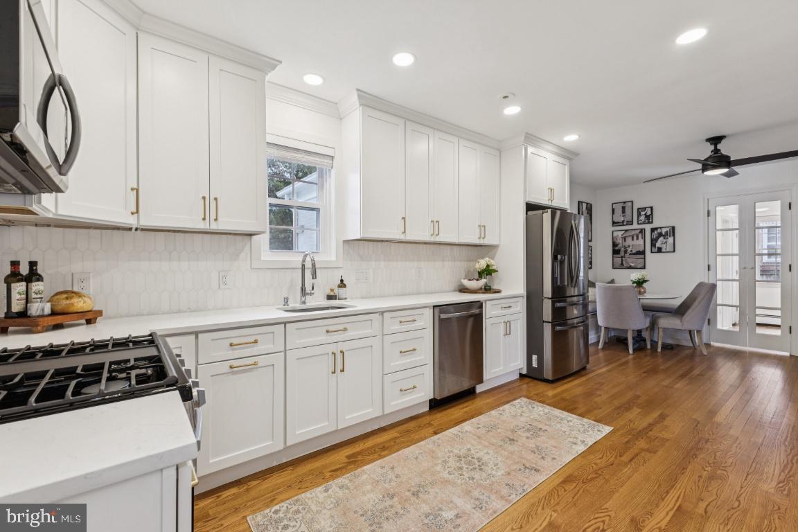 425 N NORWOOD ST, ARLINGTON, Virginia 22203, 3 Bedrooms Bedrooms, ,3 BathroomsBathrooms,Residential,For sale,425 N NORWOOD ST,VAAR2066876 MLS # VAAR2066876