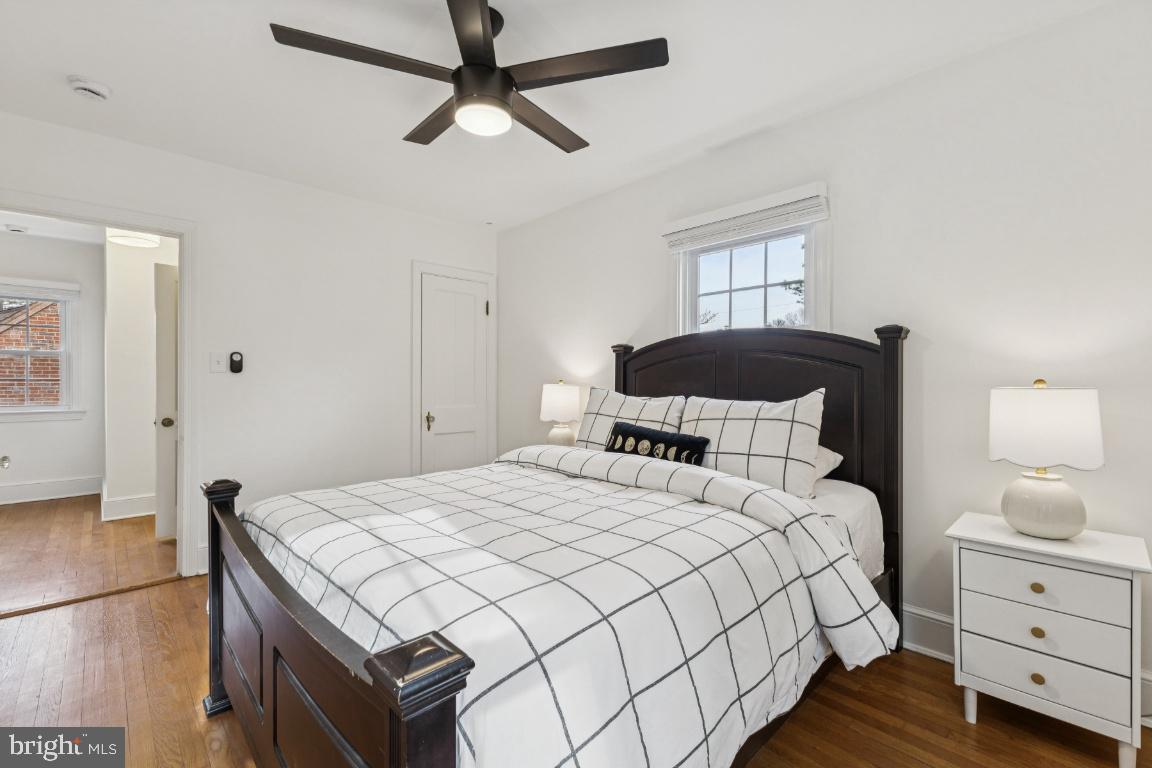 425 N NORWOOD ST, ARLINGTON, Virginia 22203, 3 Bedrooms Bedrooms, ,3 BathroomsBathrooms,Residential,For sale,425 N NORWOOD ST,VAAR2066876 MLS # VAAR2066876