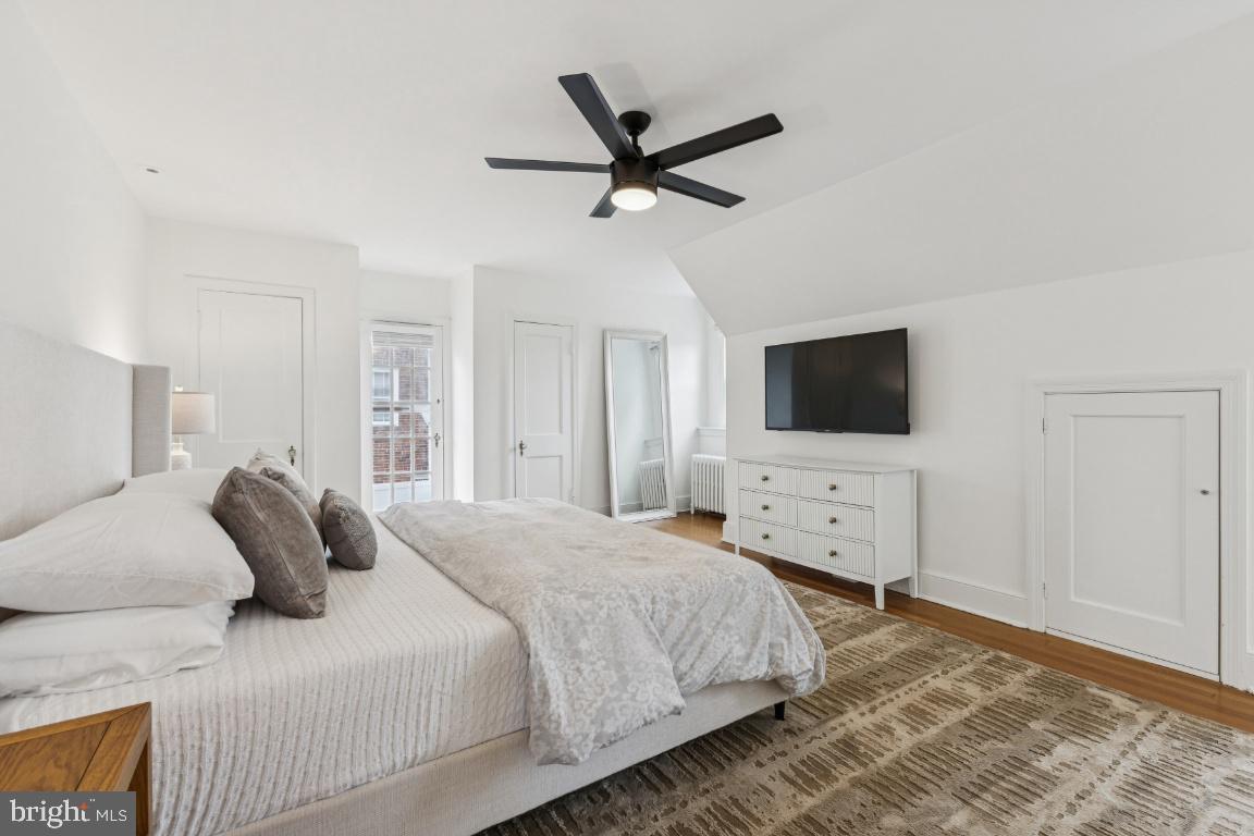 425 N NORWOOD ST, ARLINGTON, Virginia 22203, 3 Bedrooms Bedrooms, ,3 BathroomsBathrooms,Residential,For sale,425 N NORWOOD ST,VAAR2066876 MLS # VAAR2066876