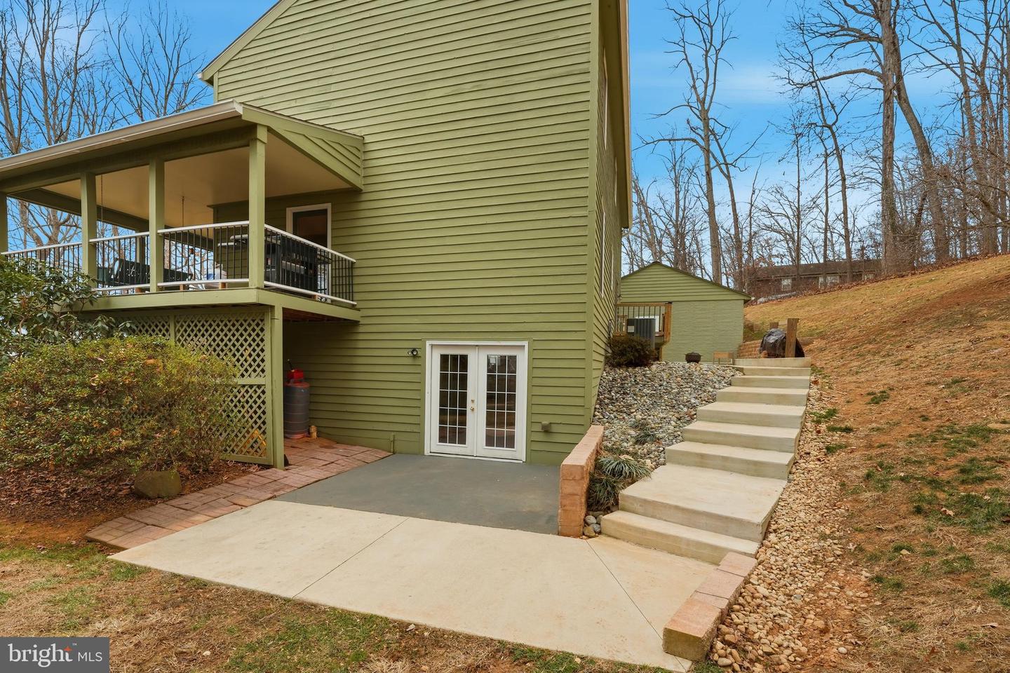 7406 BEAR WALLOW DR, WARRENTON, Virginia 20186, 4 Bedrooms Bedrooms, 12 Rooms Rooms,3 BathroomsBathrooms,Residential,For sale,7406 BEAR WALLOW DR,VAFQ2019902 MLS # VAFQ2019902