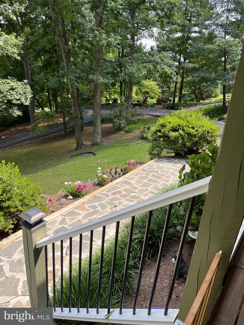 7406 BEAR WALLOW DR, WARRENTON, Virginia 20186, 4 Bedrooms Bedrooms, 12 Rooms Rooms,3 BathroomsBathrooms,Residential,For sale,7406 BEAR WALLOW DR,VAFQ2019902 MLS # VAFQ2019902