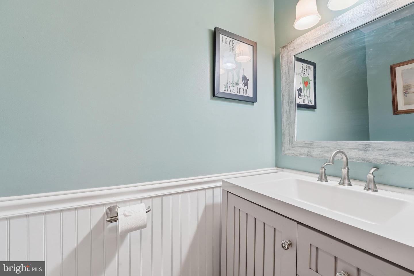 7406 BEAR WALLOW DR, WARRENTON, Virginia 20186, 4 Bedrooms Bedrooms, 12 Rooms Rooms,3 BathroomsBathrooms,Residential,For sale,7406 BEAR WALLOW DR,VAFQ2019902 MLS # VAFQ2019902