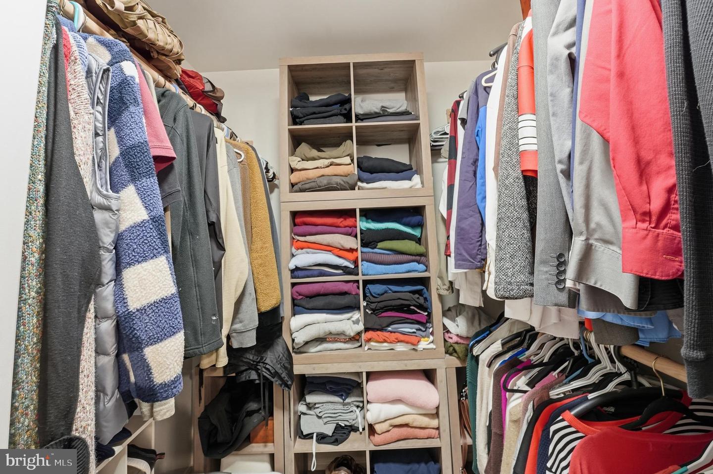 7406 BEAR WALLOW DR, WARRENTON, Virginia 20186, 4 Bedrooms Bedrooms, 12 Rooms Rooms,3 BathroomsBathrooms,Residential,For sale,7406 BEAR WALLOW DR,VAFQ2019902 MLS # VAFQ2019902