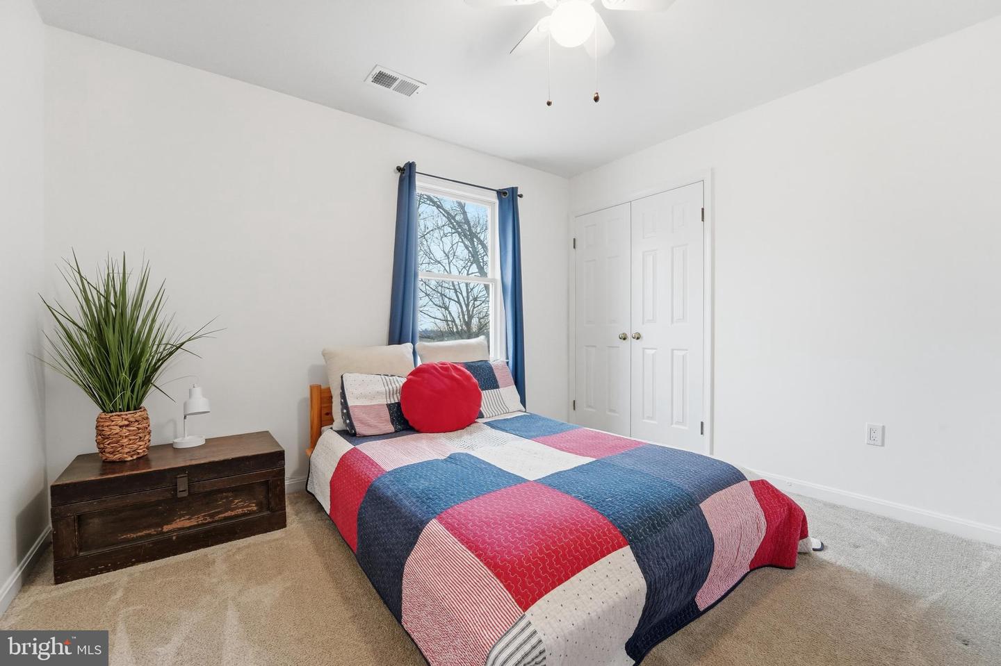 7406 BEAR WALLOW DR, WARRENTON, Virginia 20186, 4 Bedrooms Bedrooms, 12 Rooms Rooms,3 BathroomsBathrooms,Residential,For sale,7406 BEAR WALLOW DR,VAFQ2019902 MLS # VAFQ2019902