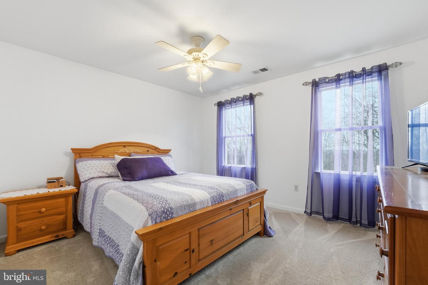 7406 BEAR WALLOW DR, WARRENTON, Virginia 20186, 4 Bedrooms Bedrooms, 12 Rooms Rooms,3 BathroomsBathrooms,Residential,For sale,7406 BEAR WALLOW DR,VAFQ2019902 MLS # VAFQ2019902