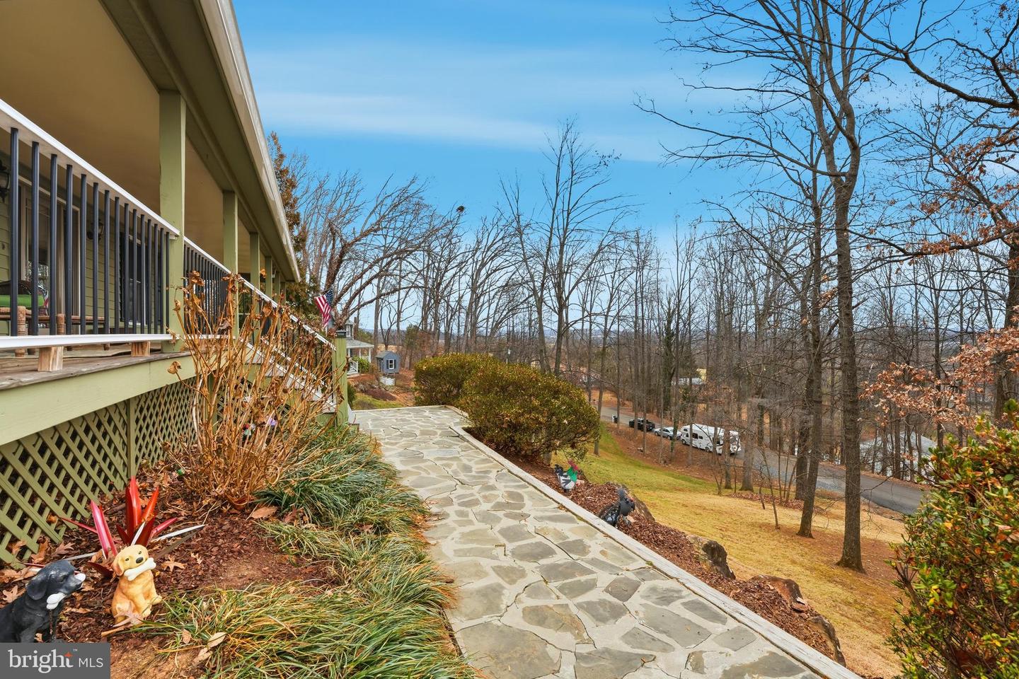 7406 BEAR WALLOW DR, WARRENTON, Virginia 20186, 4 Bedrooms Bedrooms, 12 Rooms Rooms,3 BathroomsBathrooms,Residential,For sale,7406 BEAR WALLOW DR,VAFQ2019902 MLS # VAFQ2019902