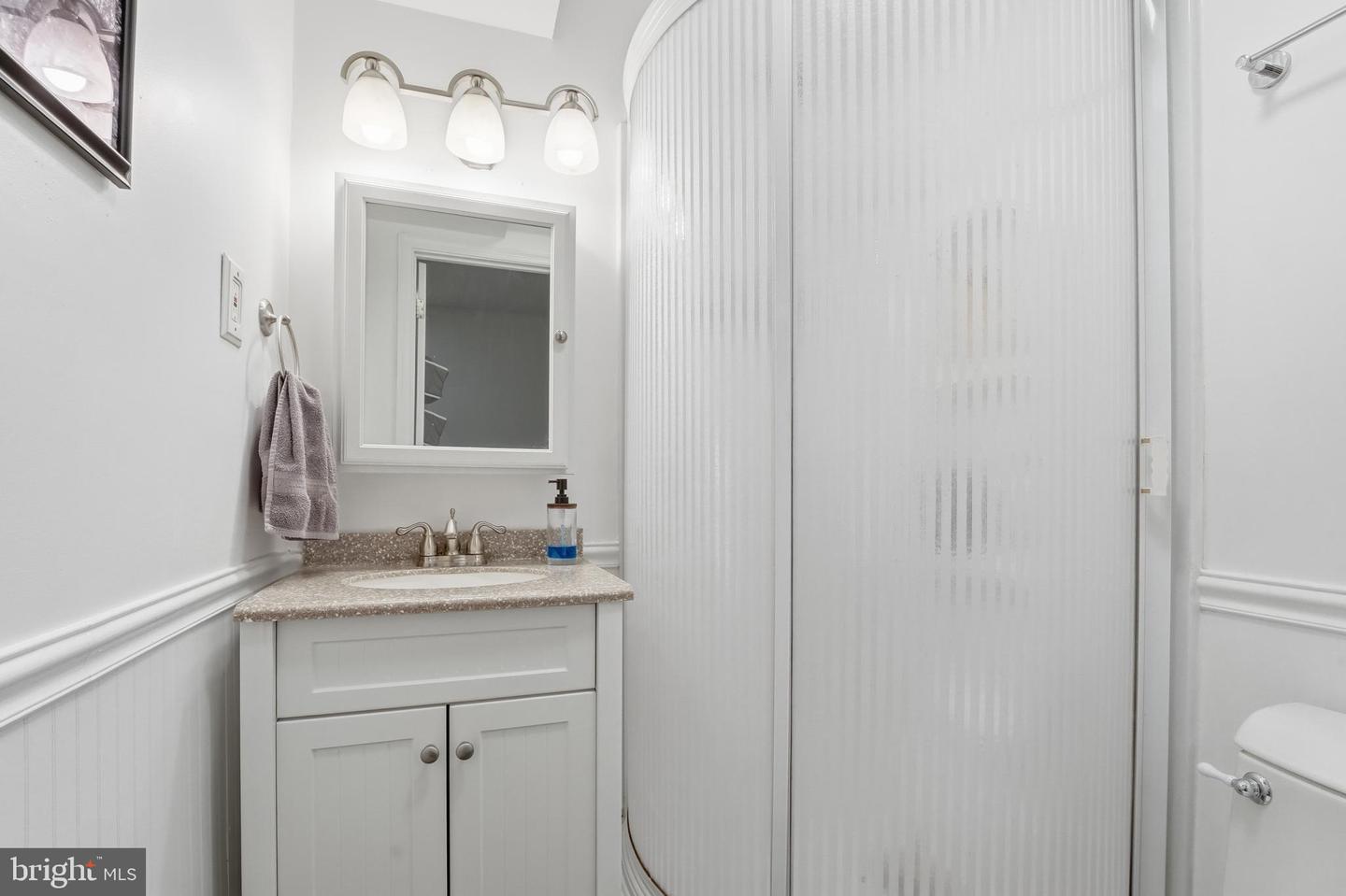 7406 BEAR WALLOW DR, WARRENTON, Virginia 20186, 4 Bedrooms Bedrooms, 12 Rooms Rooms,3 BathroomsBathrooms,Residential,For sale,7406 BEAR WALLOW DR,VAFQ2019902 MLS # VAFQ2019902