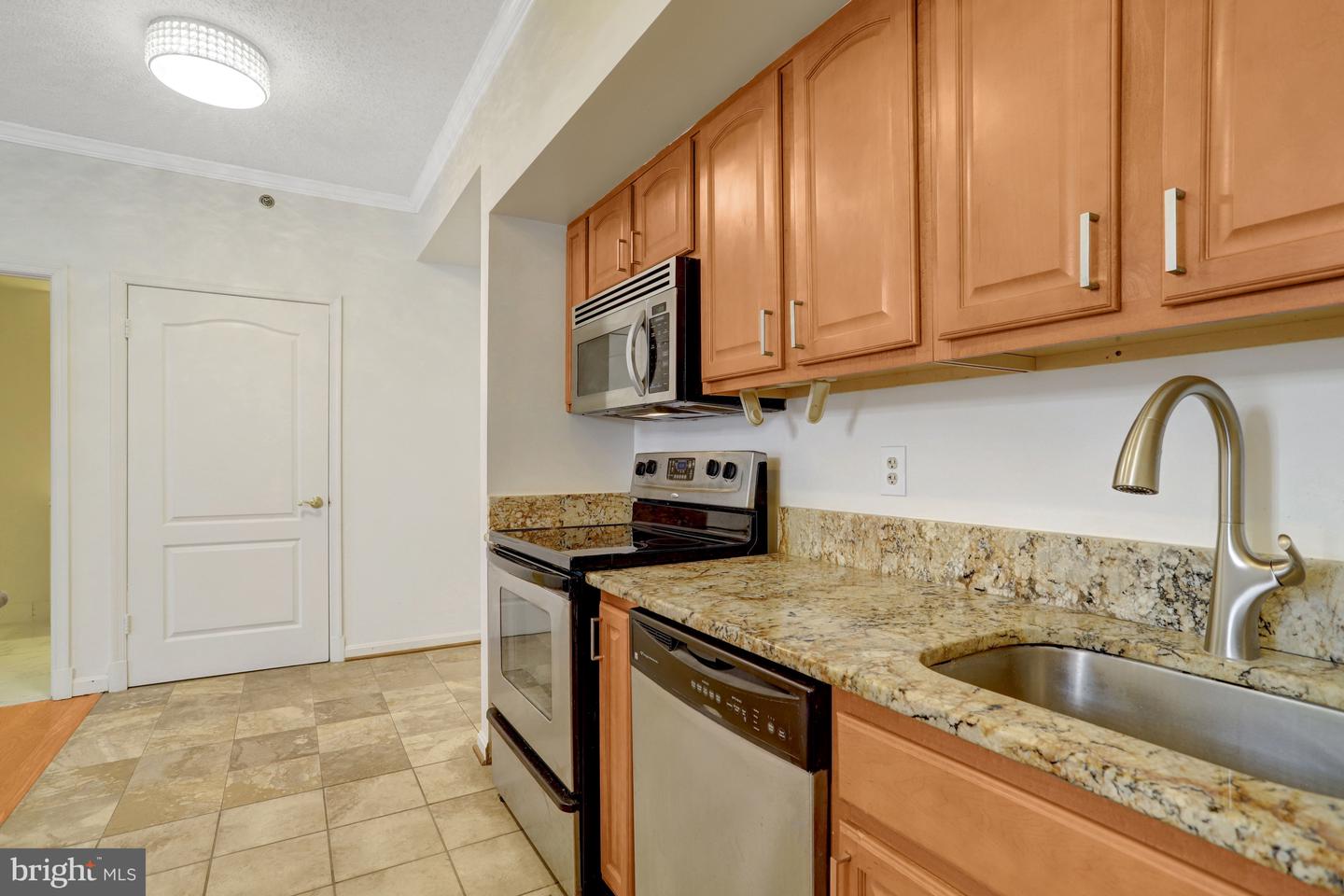 1211 S EADS ST #1011, ARLINGTON, Virginia 22202, 1 Bedroom Bedrooms, ,1 BathroomBathrooms,Residential,For sale,1211 S EADS ST #1011,VAAR2066900 MLS # VAAR2066900 1211 S EADS ST #1011, ARLINGTON, Virginia 22202, 1 Bedroom Bedrooms, ,1 BathroomBathrooms,Residential,For sale,1211 S EADS ST #1011,VAAR2066900 MLS # VAAR2066900