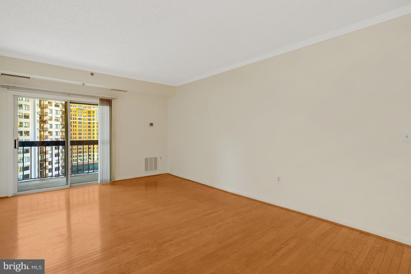 1211 S EADS ST #1011, ARLINGTON, Virginia 22202, 1 Bedroom Bedrooms, ,1 BathroomBathrooms,Residential,For sale,1211 S EADS ST #1011,VAAR2066900 MLS # VAAR2066900 1211 S EADS ST #1011, ARLINGTON, Virginia 22202, 1 Bedroom Bedrooms, ,1 BathroomBathrooms,Residential,For sale,1211 S EADS ST #1011,VAAR2066900 MLS # VAAR2066900