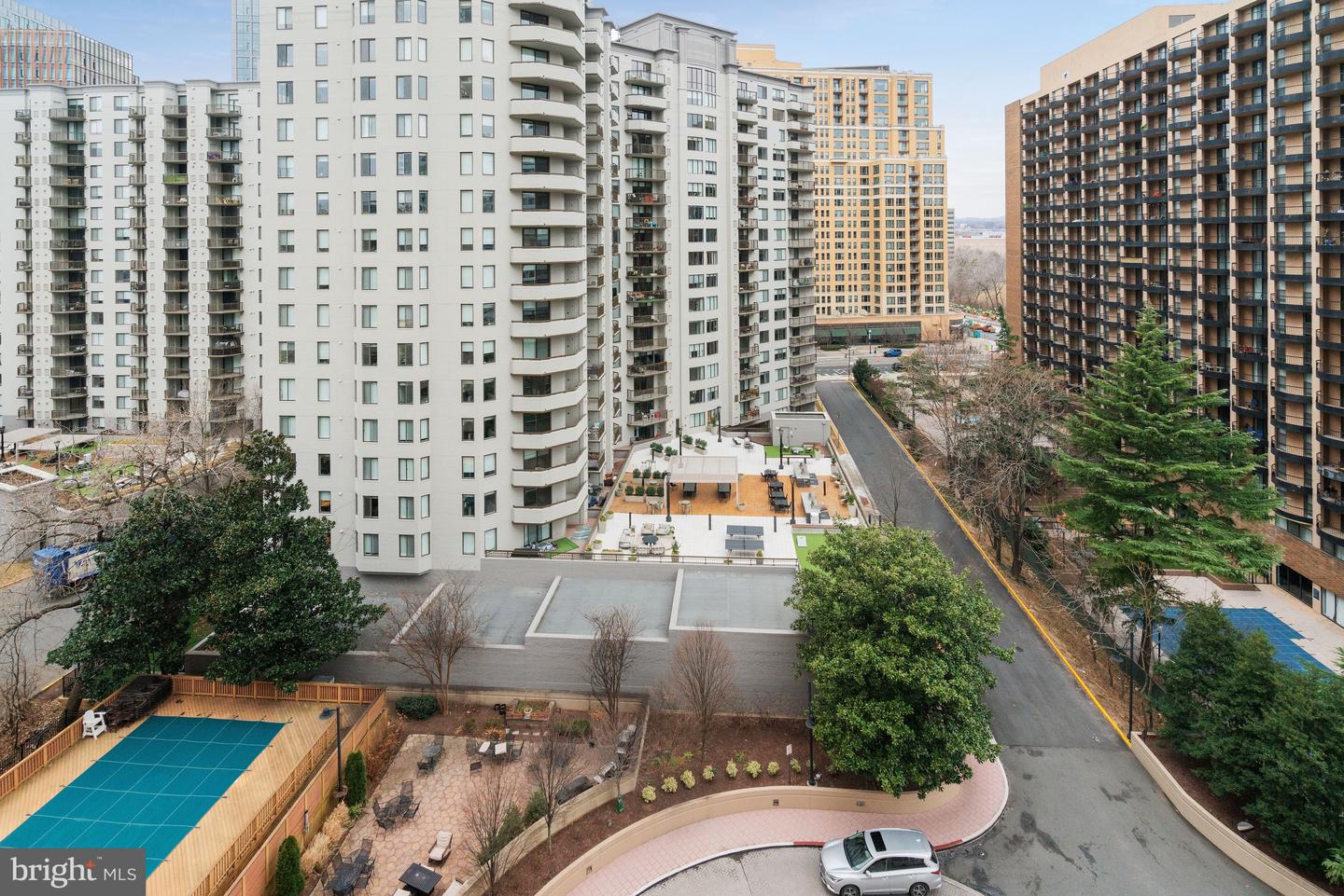 1211 S EADS ST #1011, ARLINGTON, Virginia 22202, 1 Bedroom Bedrooms, ,1 BathroomBathrooms,Residential,For sale,1211 S EADS ST #1011,VAAR2066900 MLS # VAAR2066900 1211 S EADS ST #1011, ARLINGTON, Virginia 22202, 1 Bedroom Bedrooms, ,1 BathroomBathrooms,Residential,For sale,1211 S EADS ST #1011,VAAR2066900 MLS # VAAR2066900