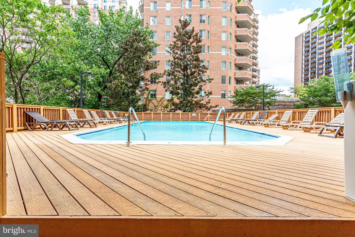 1211 S EADS ST #1011, ARLINGTON, Virginia 22202, 1 Bedroom Bedrooms, ,1 BathroomBathrooms,Residential,For sale,1211 S EADS ST #1011,VAAR2066900 MLS # VAAR2066900 1211 S EADS ST #1011, ARLINGTON, Virginia 22202, 1 Bedroom Bedrooms, ,1 BathroomBathrooms,Residential,For sale,1211 S EADS ST #1011,VAAR2066900 MLS # VAAR2066900