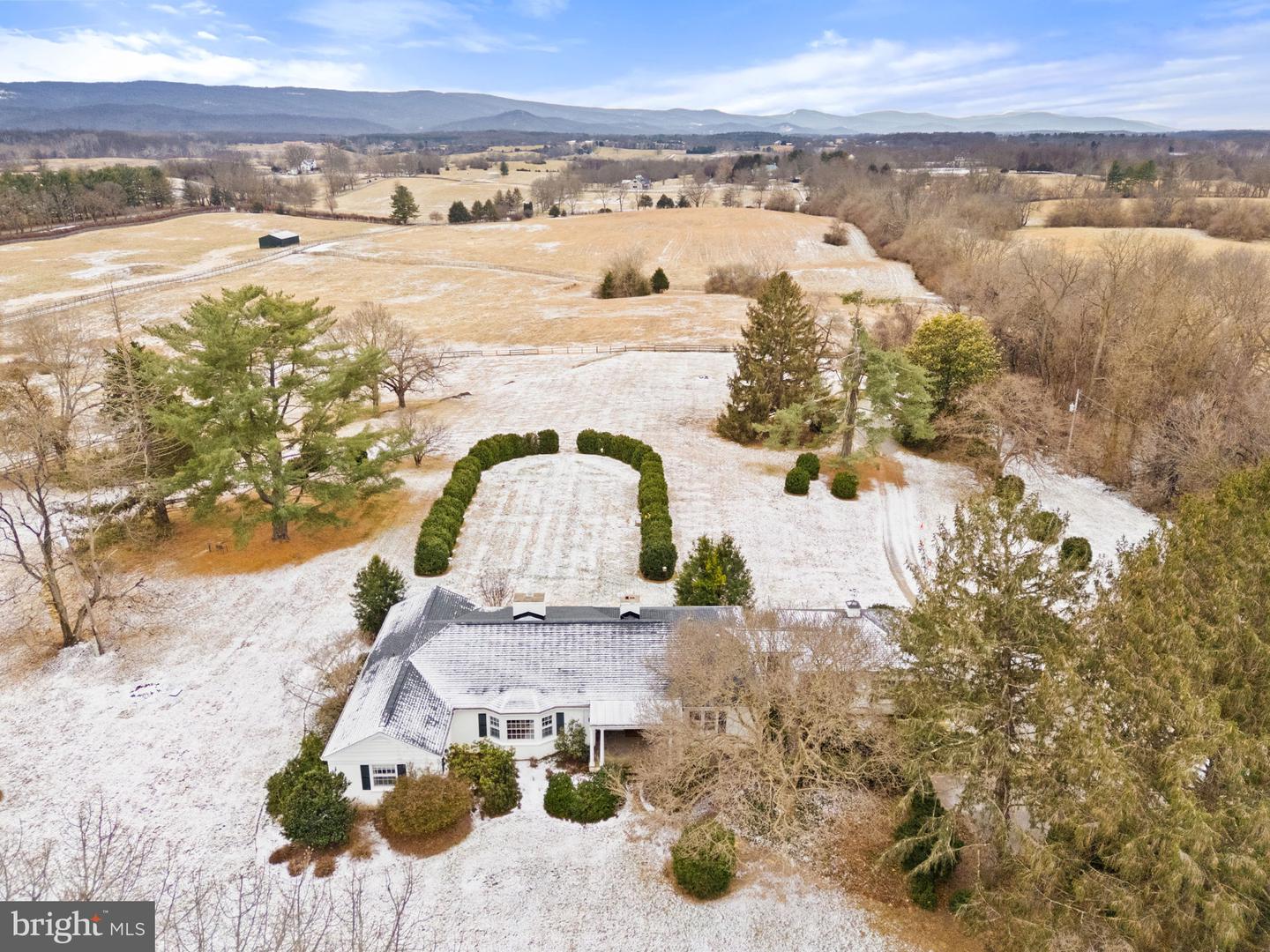 374 CLAY HILL RD, BOYCE, Virginia 22620, 2 Bedrooms Bedrooms, 7 Rooms Rooms,2 BathroomsBathrooms,Residential,For sale,374 CLAY HILL RD,VACL2006280 MLS # VACL2006280 374 CLAY HILL RD, BOYCE, Virginia 22620, 2 Bedrooms Bedrooms, 7 Rooms Rooms,2 BathroomsBathrooms,Residential,For sale,374 CLAY HILL RD,VACL2006280 MLS # VACL2006280