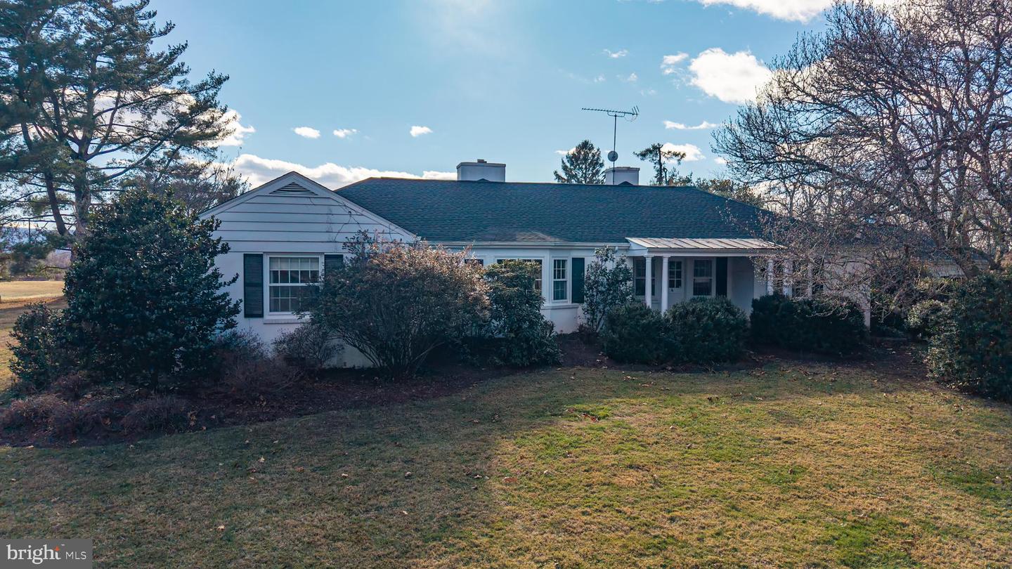 374 CLAY HILL RD, BOYCE, Virginia 22620, 2 Bedrooms Bedrooms, 7 Rooms Rooms,2 BathroomsBathrooms,Residential,For sale,374 CLAY HILL RD,VACL2006280 MLS # VACL2006280 374 CLAY HILL RD, BOYCE, Virginia 22620, 2 Bedrooms Bedrooms, 7 Rooms Rooms,2 BathroomsBathrooms,Residential,For sale,374 CLAY HILL RD,VACL2006280 MLS # VACL2006280