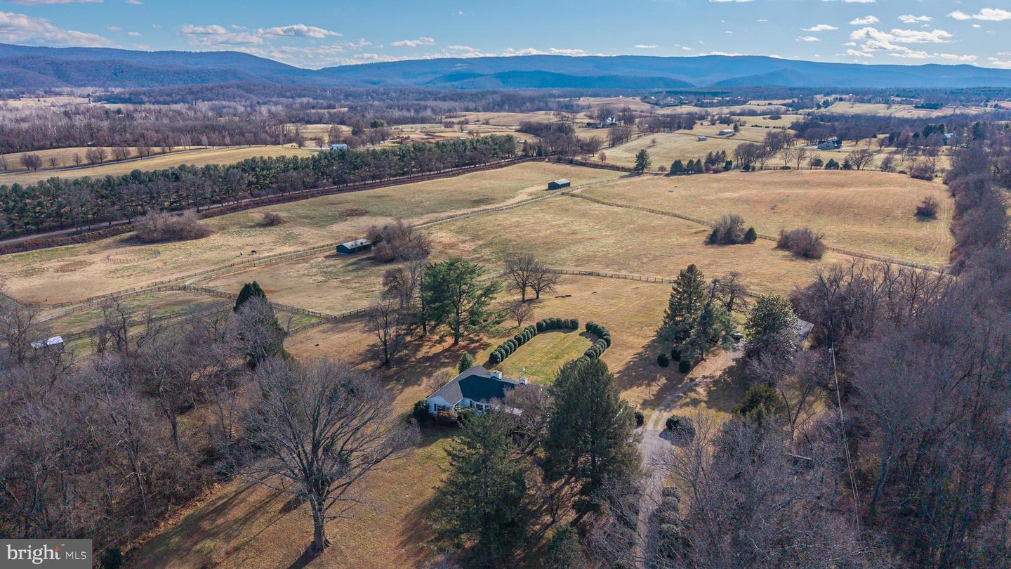 374 CLAY HILL RD, BOYCE, Virginia 22620, 2 Bedrooms Bedrooms, 7 Rooms Rooms,2 BathroomsBathrooms,Residential,For sale,374 CLAY HILL RD,VACL2006280 MLS # VACL2006280 374 CLAY HILL RD, BOYCE, Virginia 22620, 2 Bedrooms Bedrooms, 7 Rooms Rooms,2 BathroomsBathrooms,Residential,For sale,374 CLAY HILL RD,VACL2006280 MLS # VACL2006280