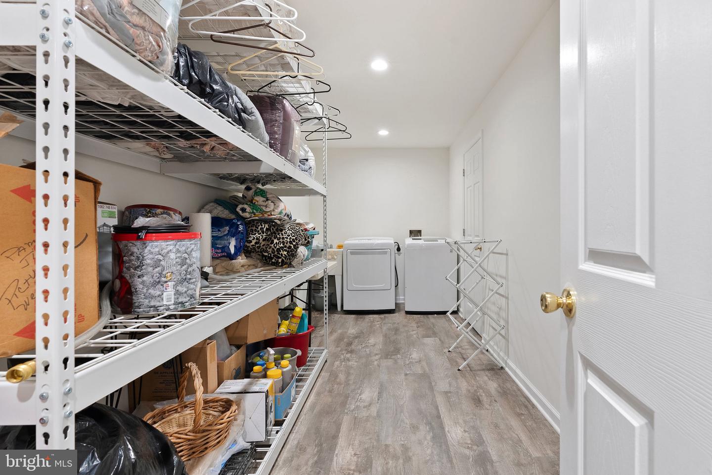 20503 TANAGER PL, LEESBURG, Virginia 20175, 5 Bedrooms Bedrooms, ,3 BathroomsBathrooms,Residential,For sale,20503 TANAGER PL,VALO2112562 MLS # VALO2112562