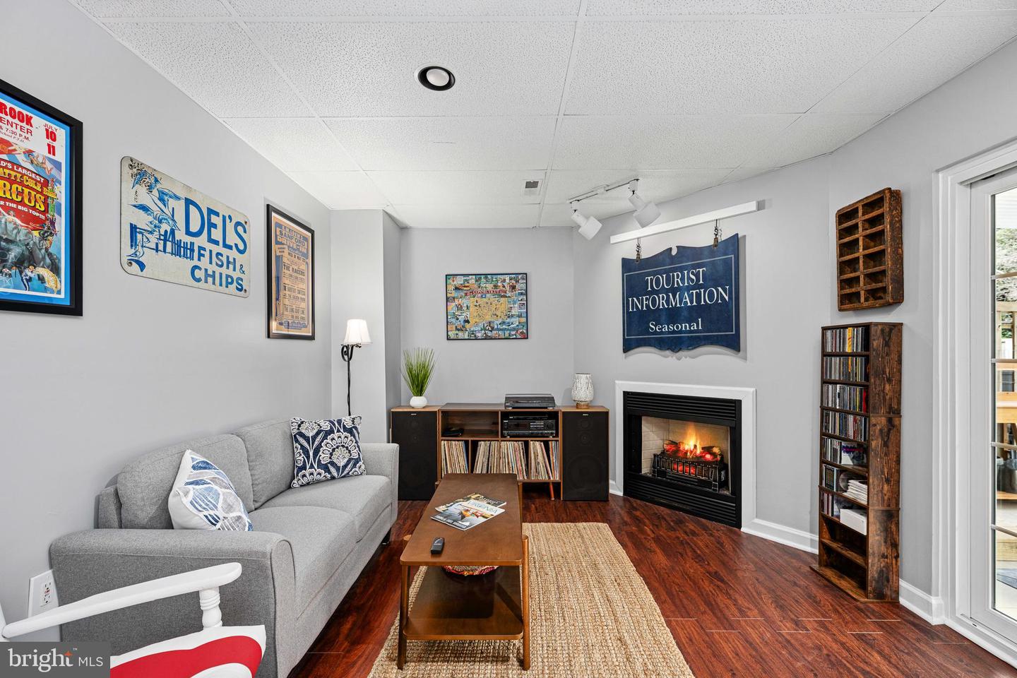 787 GENERAL WALLACE CT, WARRENTON, Virginia 20186, 3 Bedrooms Bedrooms, ,2 BathroomsBathrooms,Residential,For sale,787 GENERAL WALLACE CT,VAFQ2019956 MLS # VAFQ2019956