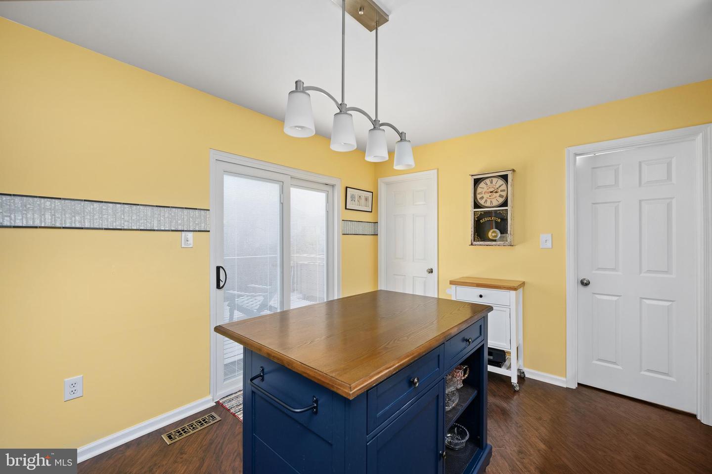 787 GENERAL WALLACE CT, WARRENTON, Virginia 20186, 3 Bedrooms Bedrooms, ,2 BathroomsBathrooms,Residential,For sale,787 GENERAL WALLACE CT,VAFQ2019956 MLS # VAFQ2019956