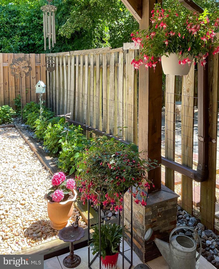 787 GENERAL WALLACE CT, WARRENTON, Virginia 20186, 3 Bedrooms Bedrooms, ,2 BathroomsBathrooms,Residential,For sale,787 GENERAL WALLACE CT,VAFQ2019956 MLS # VAFQ2019956