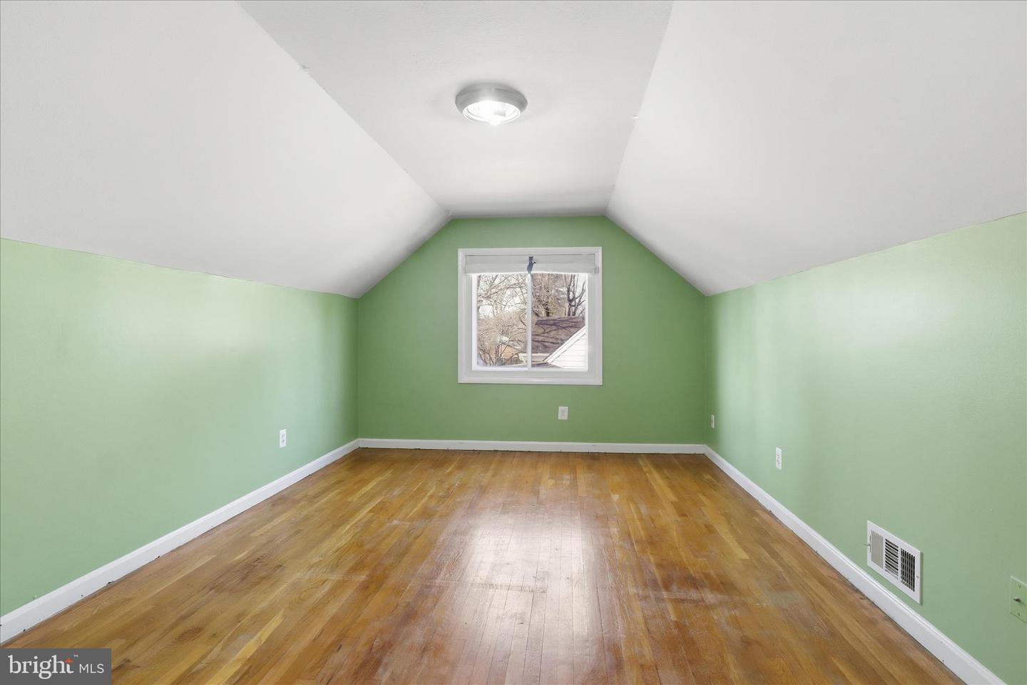 5201 RICHENBACHER AVE, ALEXANDRIA, Virginia 22304, 3 Bedrooms Bedrooms, ,2 BathroomsBathrooms,Residential,For sale,5201 RICHENBACHER AVE,VAAX2052556 MLS # VAAX2052556