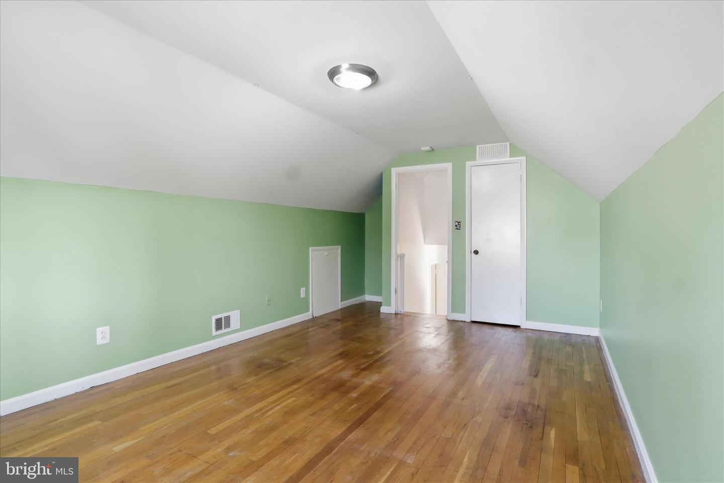 5201 RICHENBACHER AVE, ALEXANDRIA, Virginia 22304, 3 Bedrooms Bedrooms, ,2 BathroomsBathrooms,Residential,For sale,5201 RICHENBACHER AVE,VAAX2052556 MLS # VAAX2052556