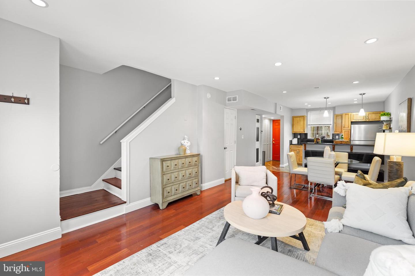 44 DALE ST, ALEXANDRIA, Virginia 22305, 3 Bedrooms Bedrooms, ,2 BathroomsBathrooms,Residential,For sale,44 DALE ST,VAAX2052622 MLS # VAAX2052622