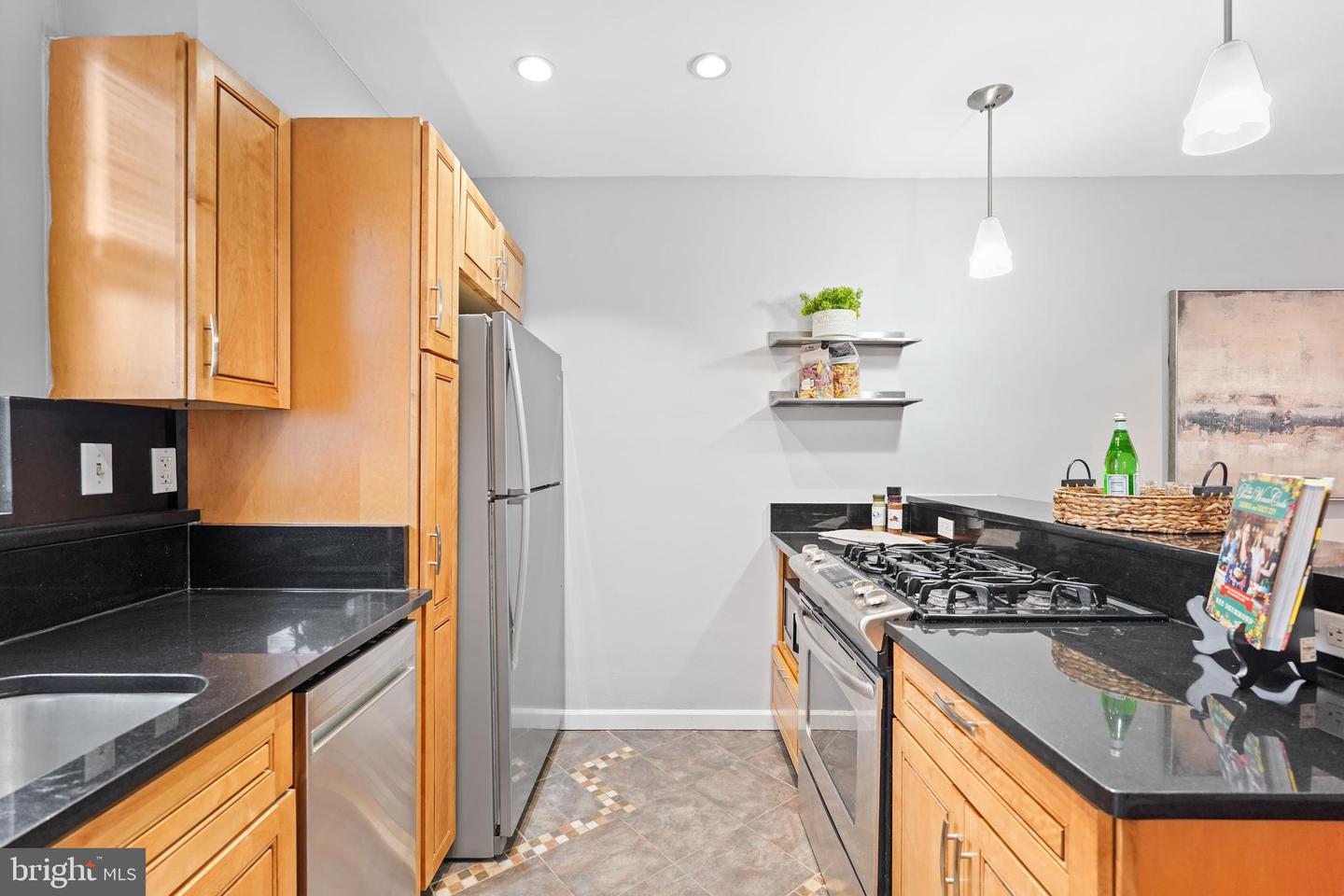44 DALE ST, ALEXANDRIA, Virginia 22305, 3 Bedrooms Bedrooms, ,2 BathroomsBathrooms,Residential,For sale,44 DALE ST,VAAX2052622 MLS # VAAX2052622