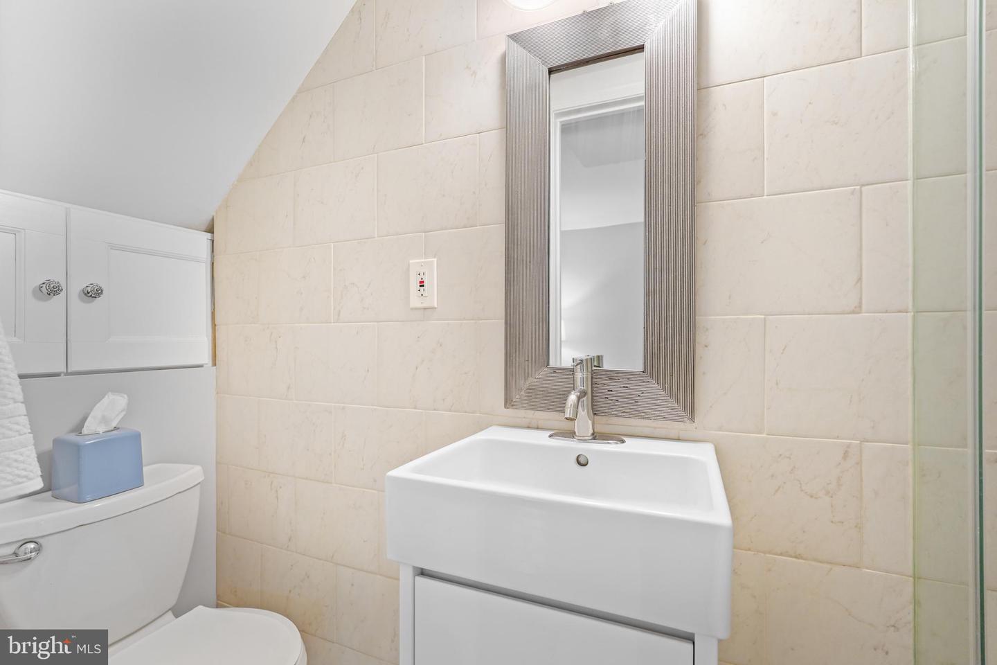 44 DALE ST, ALEXANDRIA, Virginia 22305, 3 Bedrooms Bedrooms, ,2 BathroomsBathrooms,Residential,For sale,44 DALE ST,VAAX2052622 MLS # VAAX2052622