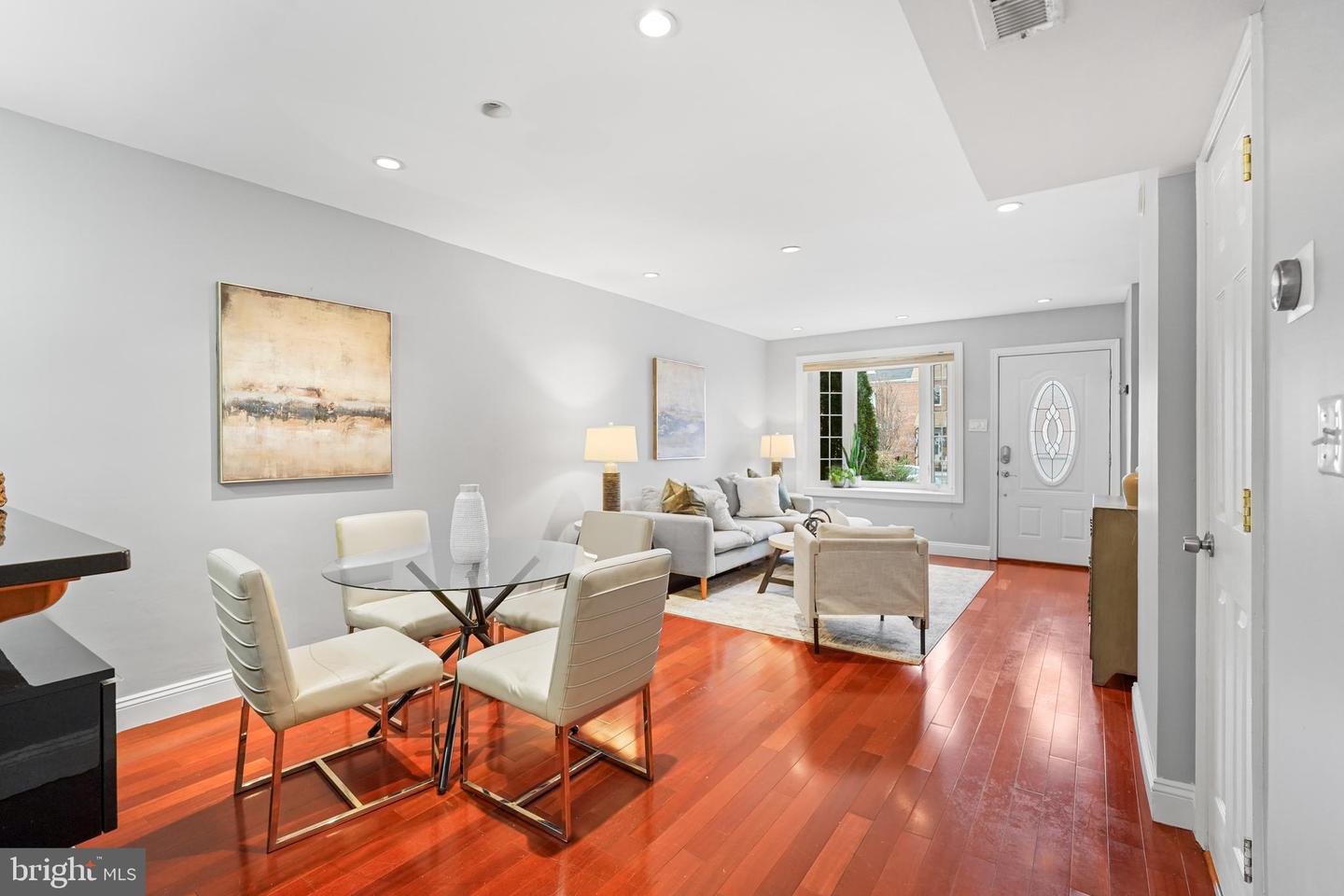 44 DALE ST, ALEXANDRIA, Virginia 22305, 3 Bedrooms Bedrooms, ,2 BathroomsBathrooms,Residential,For sale,44 DALE ST,VAAX2052622 MLS # VAAX2052622