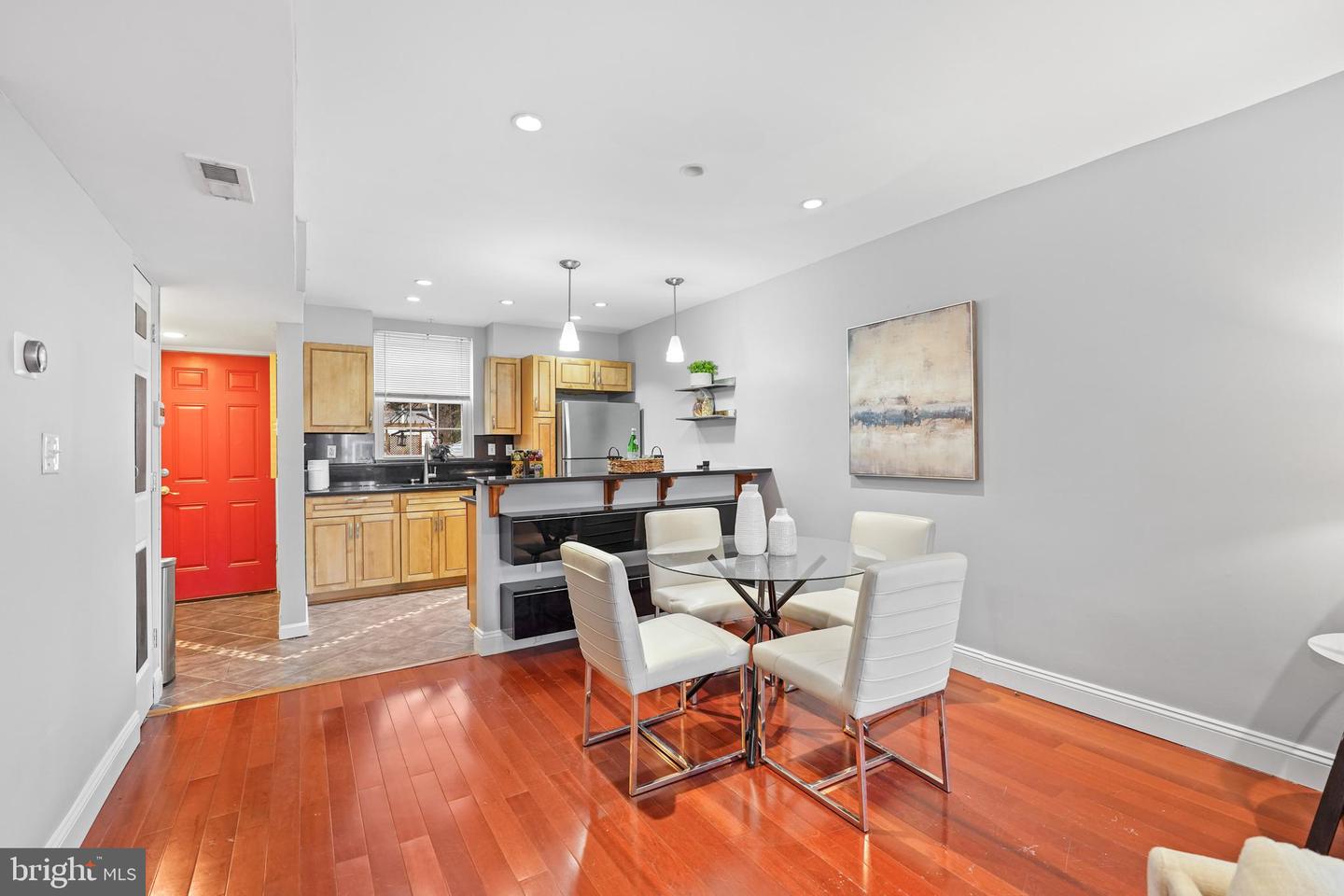 44 DALE ST, ALEXANDRIA, Virginia 22305, 3 Bedrooms Bedrooms, ,2 BathroomsBathrooms,Residential,For sale,44 DALE ST,VAAX2052622 MLS # VAAX2052622