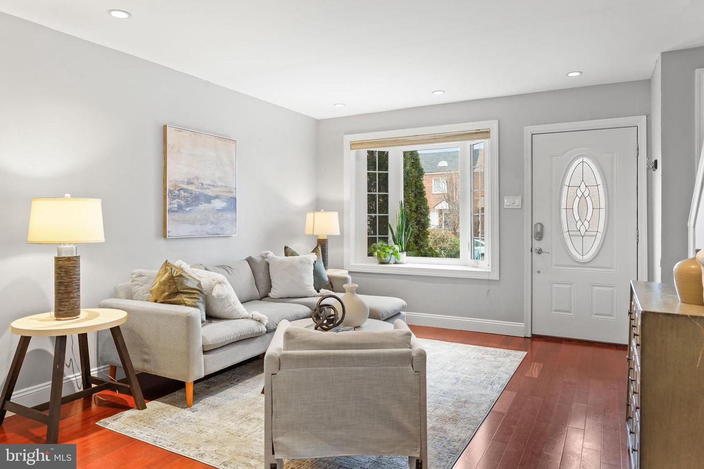 44 DALE ST, ALEXANDRIA, Virginia 22305, 3 Bedrooms Bedrooms, ,2 BathroomsBathrooms,Residential,For sale,44 DALE ST,VAAX2052622 MLS # VAAX2052622