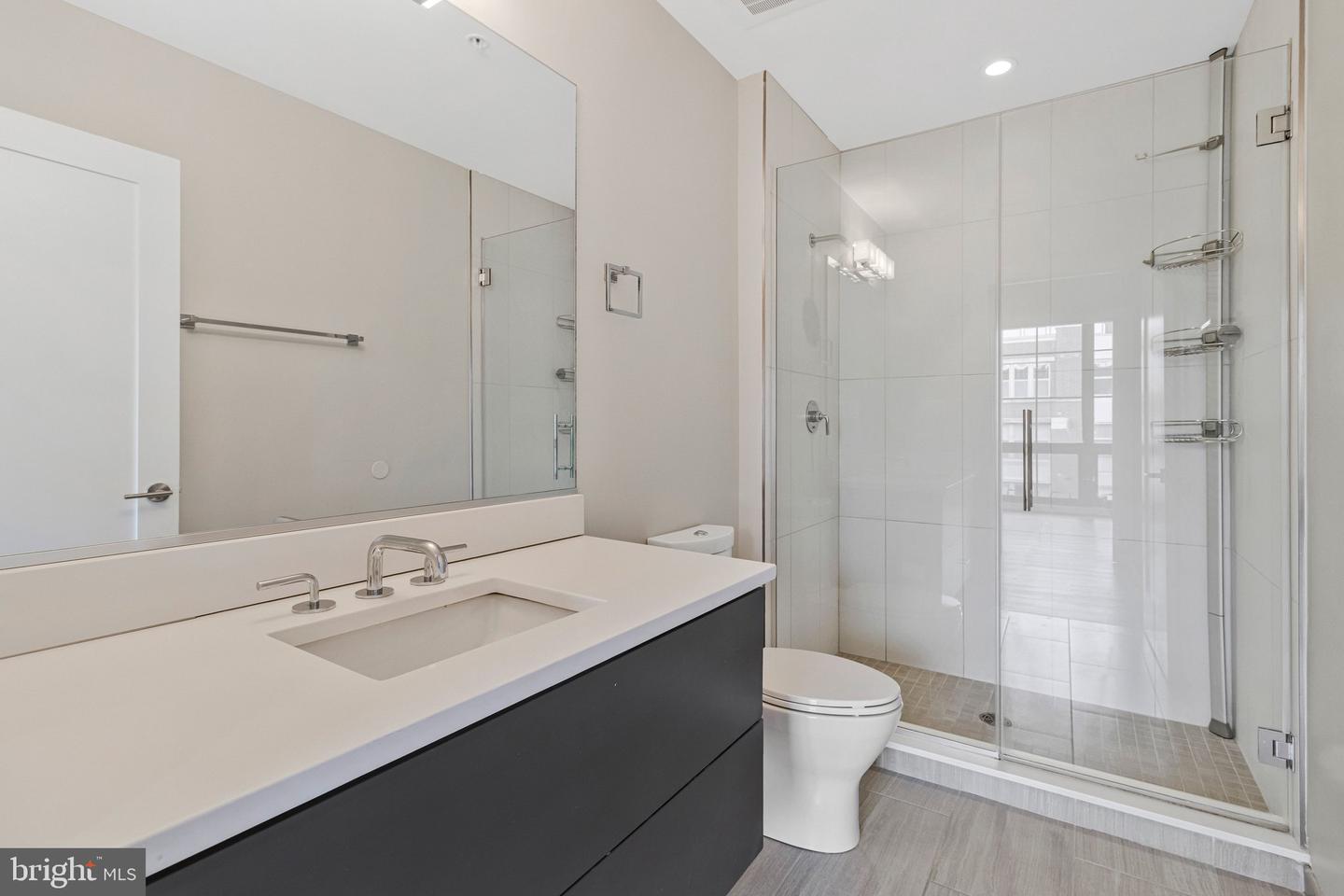 301 H ST NE #PH-602, WASHINGTON, District Of Columbia 20002, 2 Bedrooms Bedrooms, ,2 BathroomsBathrooms,Residential,For sale,301 H ST NE #PH-602,DCDC2235726 MLS # DCDC2235726