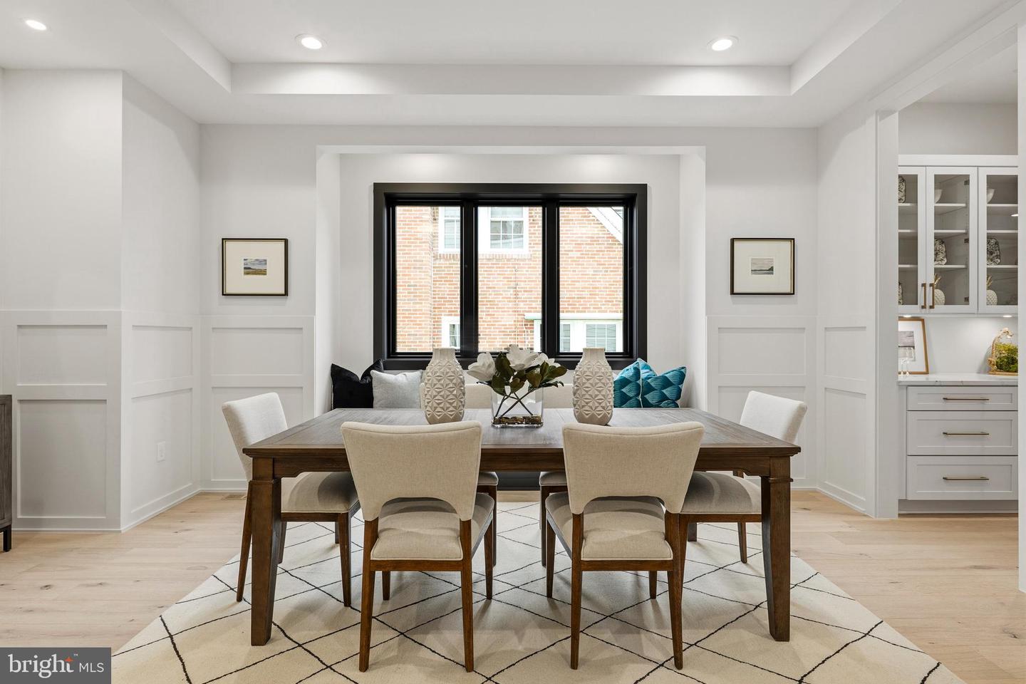 6238 22ND ST N, ARLINGTON, Virginia 22205, 6 Bedrooms Bedrooms, ,6 BathroomsBathrooms,Residential,For sale,6238 22ND ST N,VAAR2067152 MLS # VAAR2067152