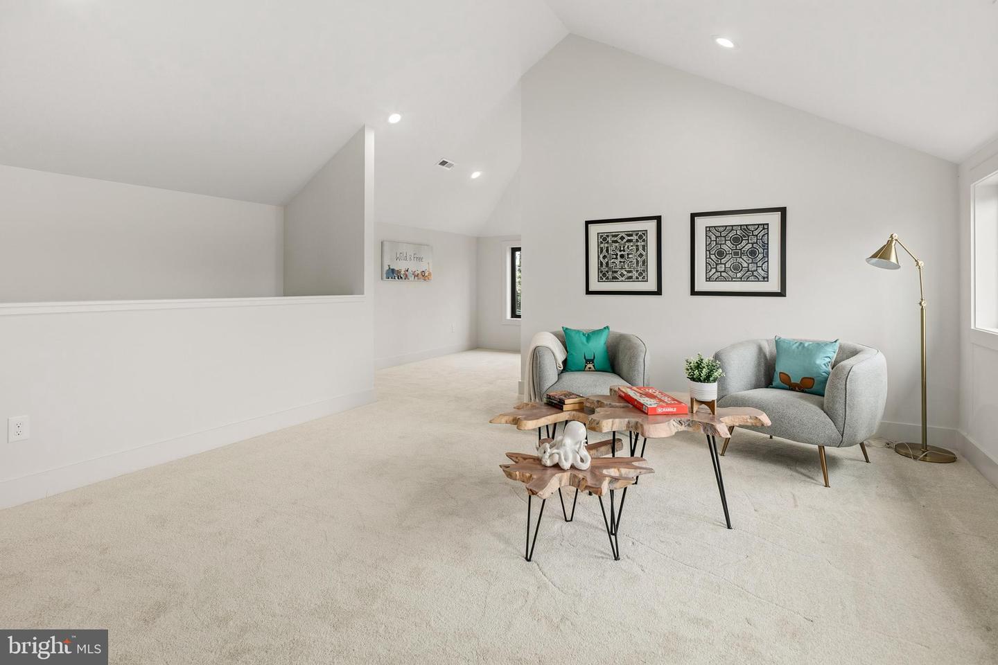 6238 22ND ST N, ARLINGTON, Virginia 22205, 6 Bedrooms Bedrooms, ,6 BathroomsBathrooms,Residential,For sale,6238 22ND ST N,VAAR2067152 MLS # VAAR2067152