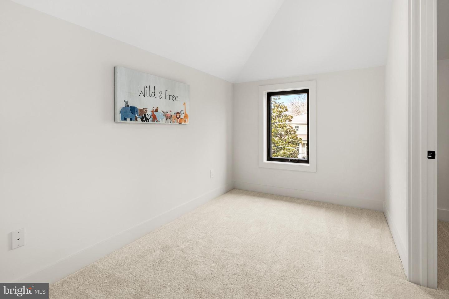 6238 22ND ST N, ARLINGTON, Virginia 22205, 6 Bedrooms Bedrooms, ,6 BathroomsBathrooms,Residential,For sale,6238 22ND ST N,VAAR2067152 MLS # VAAR2067152